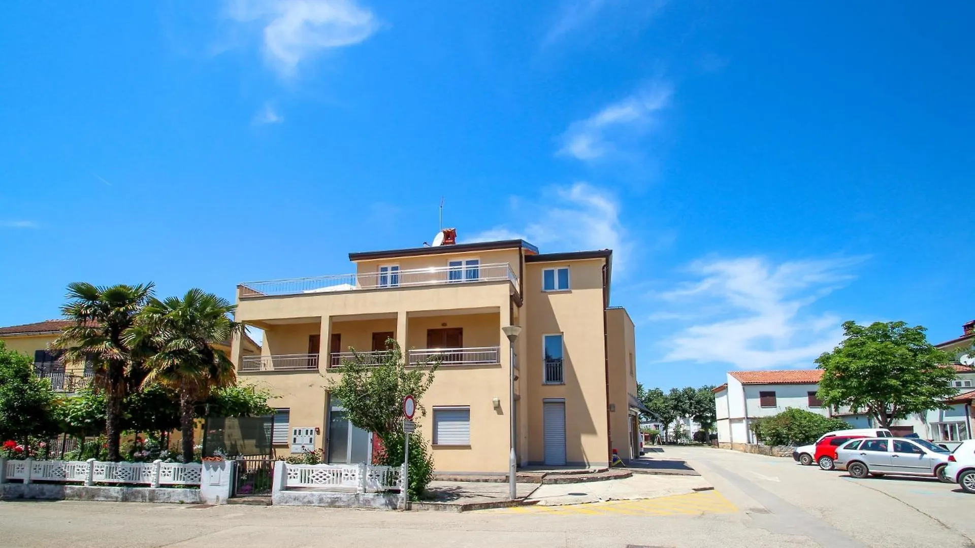 Vita Novigrad  0*, Novigrad (Istria) Croatia